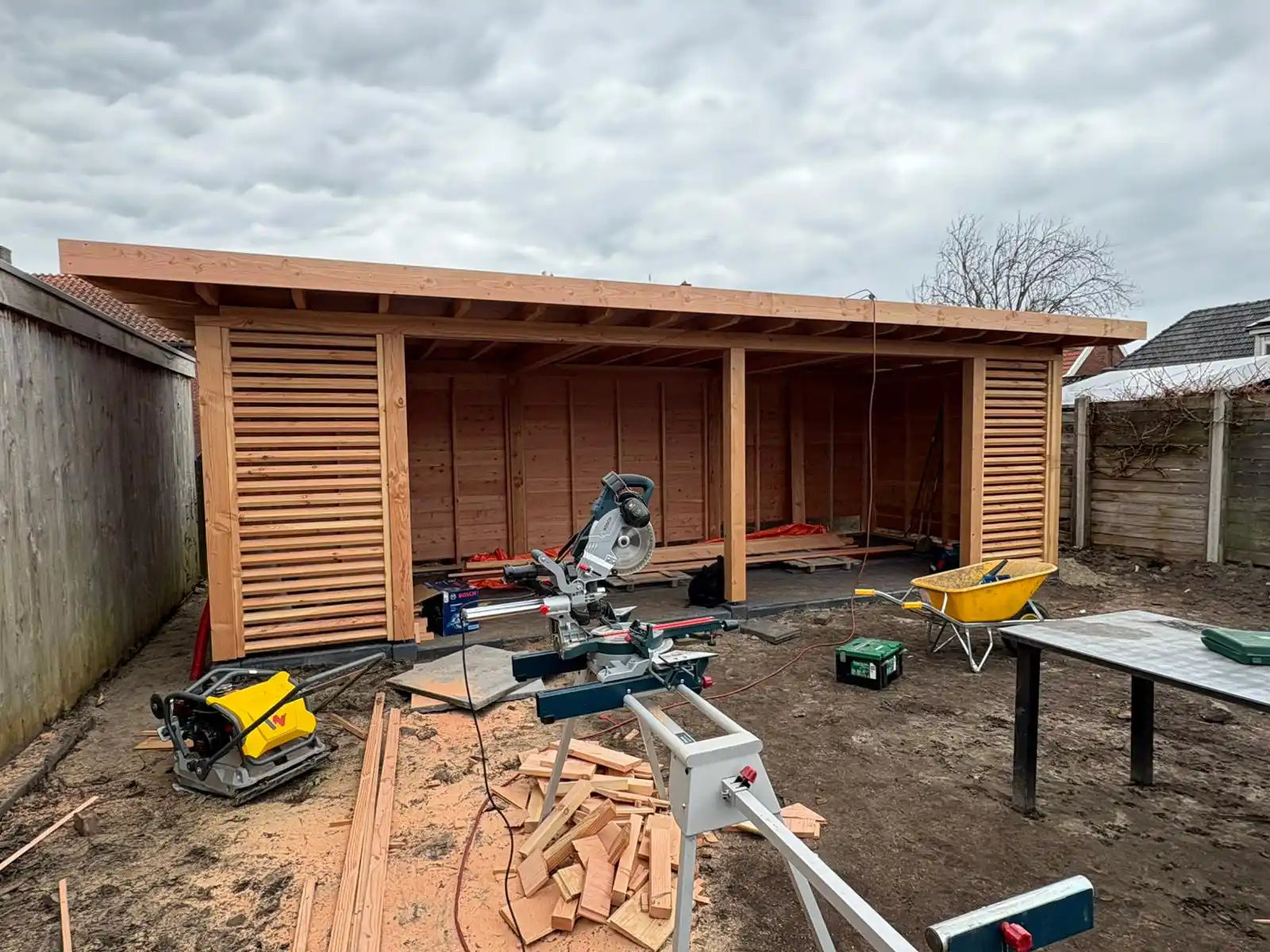 Maatwerk-overkapping